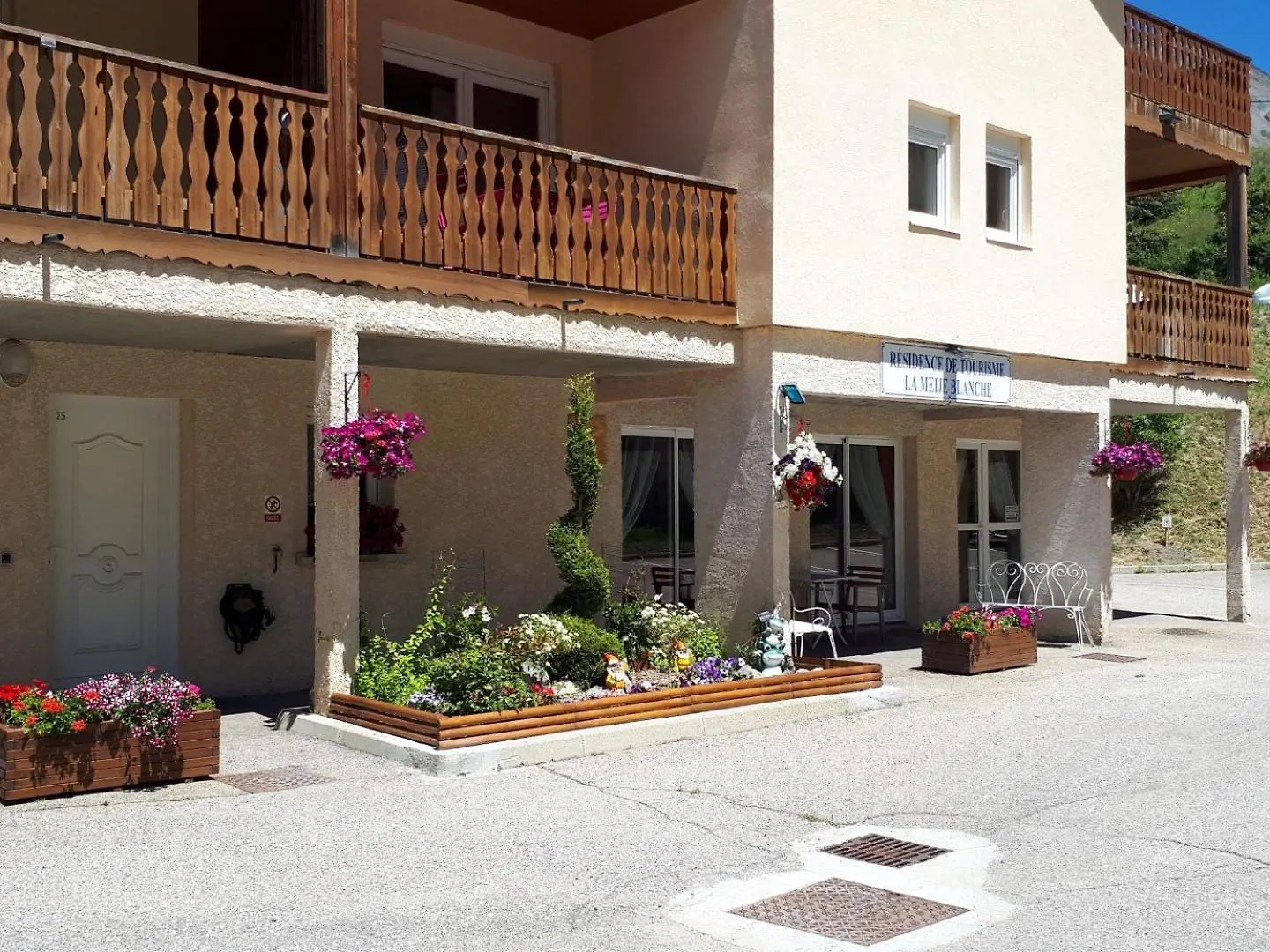 Residence De Tourisme La Meije Blanche Villar-d'Arene 0*,  France